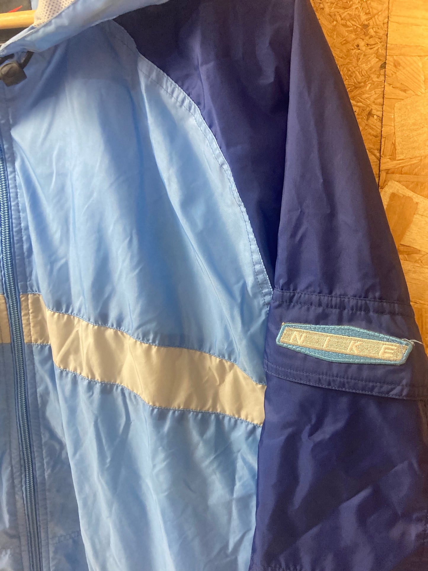 Vintage Y2K Nike light blue windbreaker shell track top jacket size XL