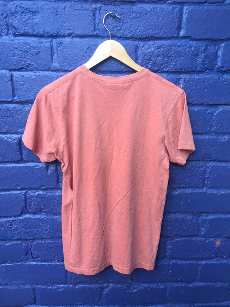 Vintage 90s Chicago Bulls USA peach t shirt size small by jerzees