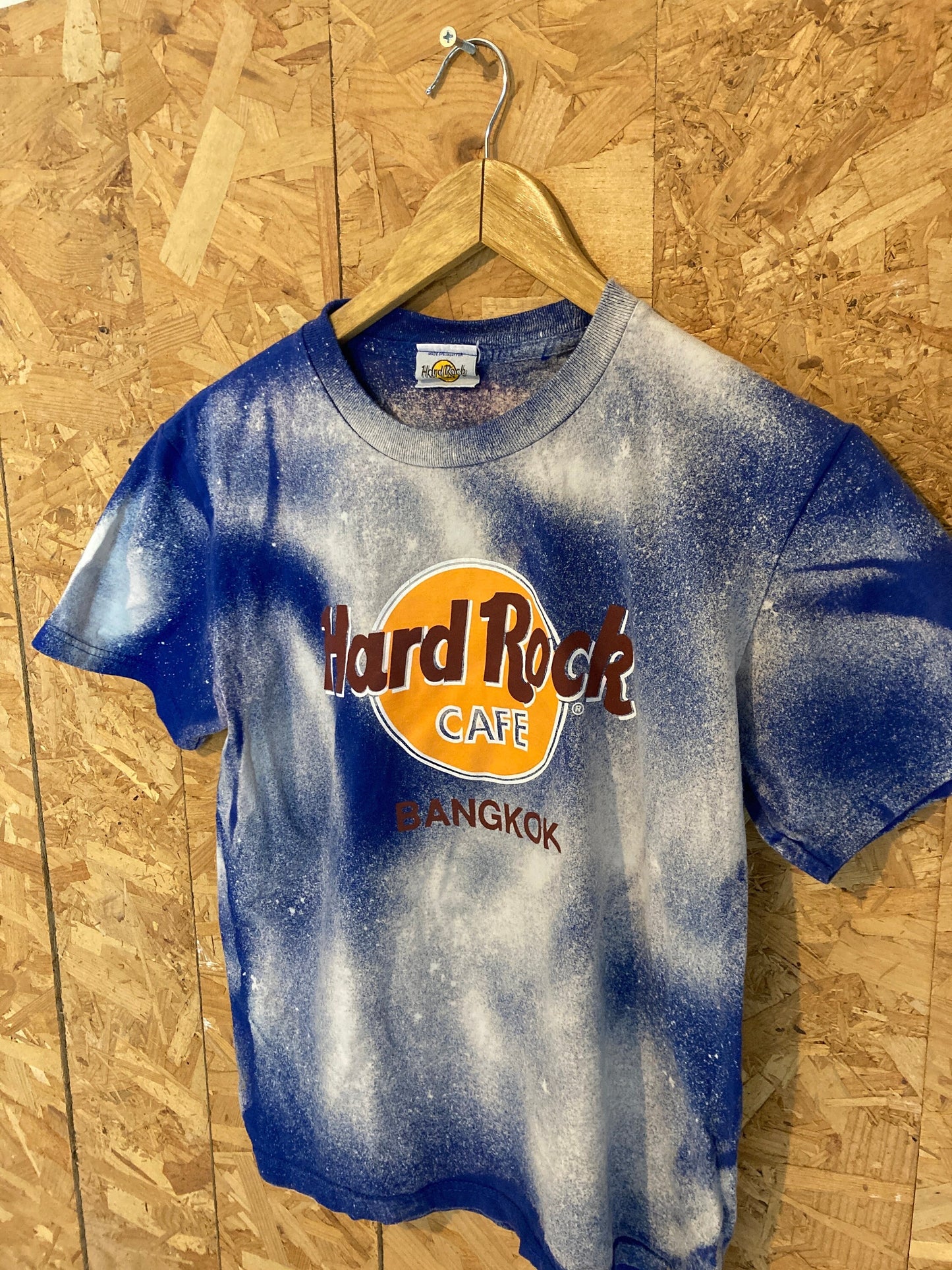 Vintage 90s Hard Rock Cafe Bangkok blue acid wash tie-dye t-shirt size small