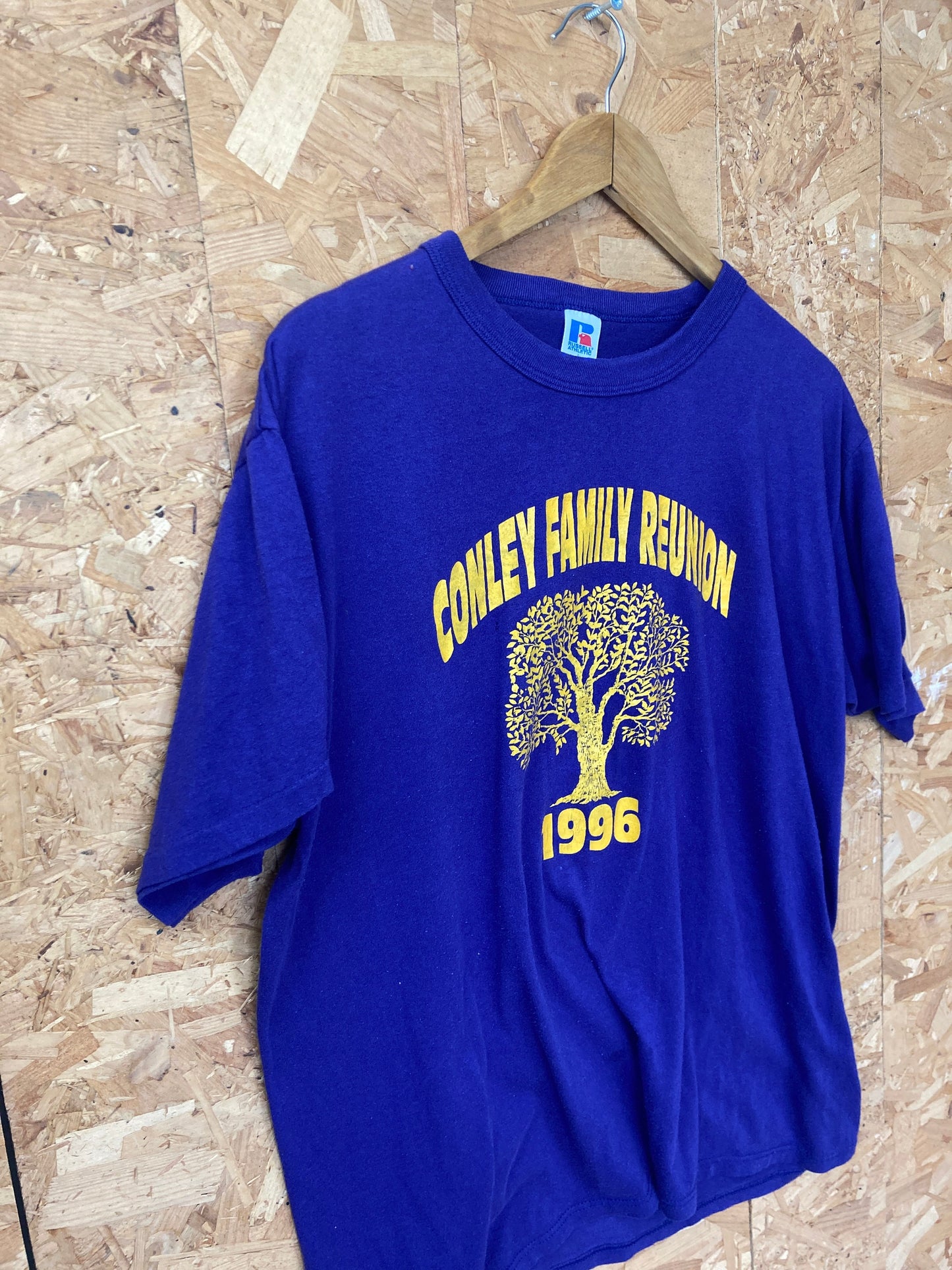 Vintage 90s Conley Family Reunion Together in Love - Monroe LA USA souvenir quirky purple yellow t-shirt size large