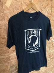 Vintage 90s MIA POW missing in action prisoners of war memorial USA black souvenir t-shirt size medium