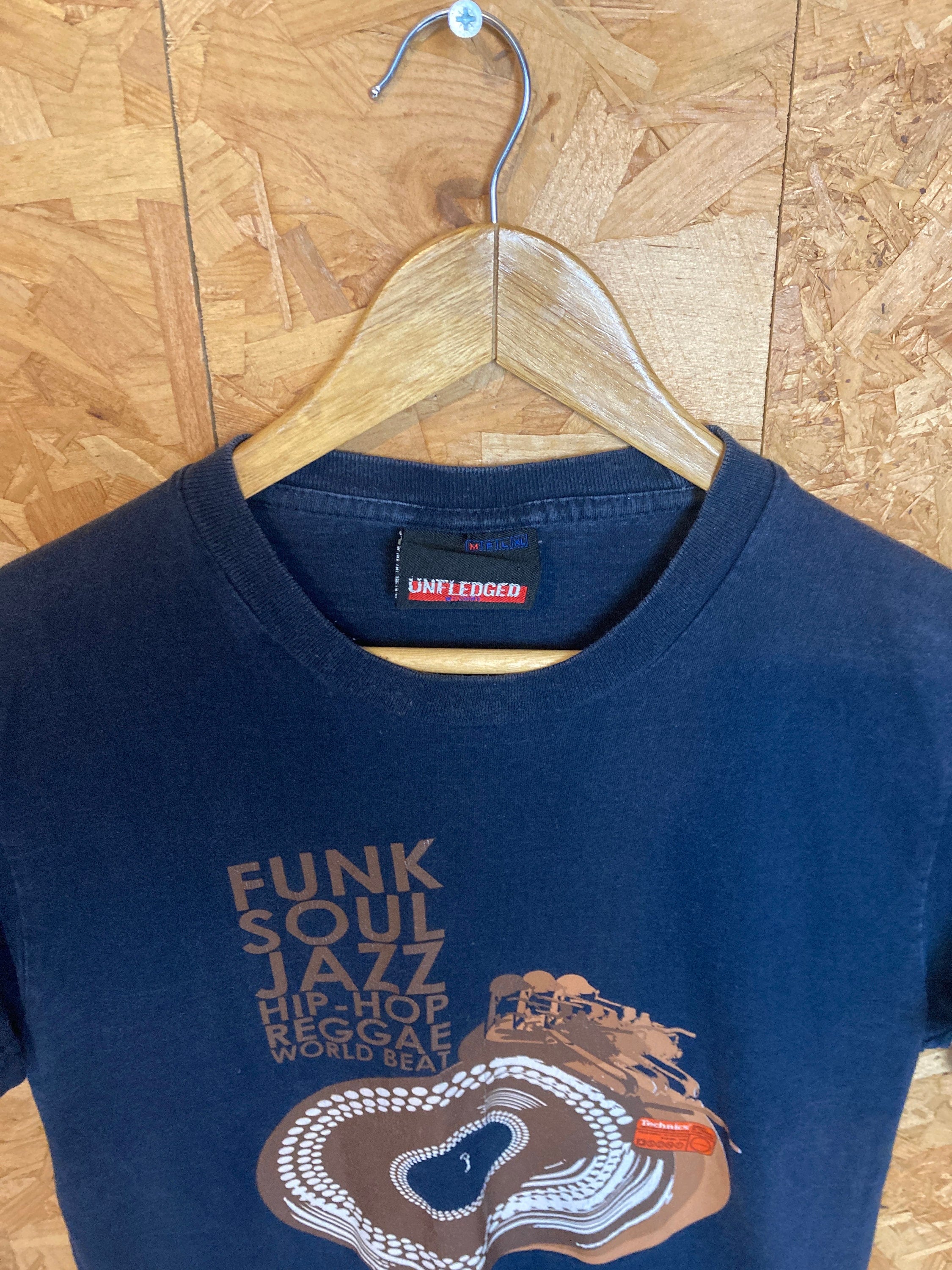 Vintage Y2K Technics 1200 funk soul jazz hip hop reggae world beat black faded T-shirt size small