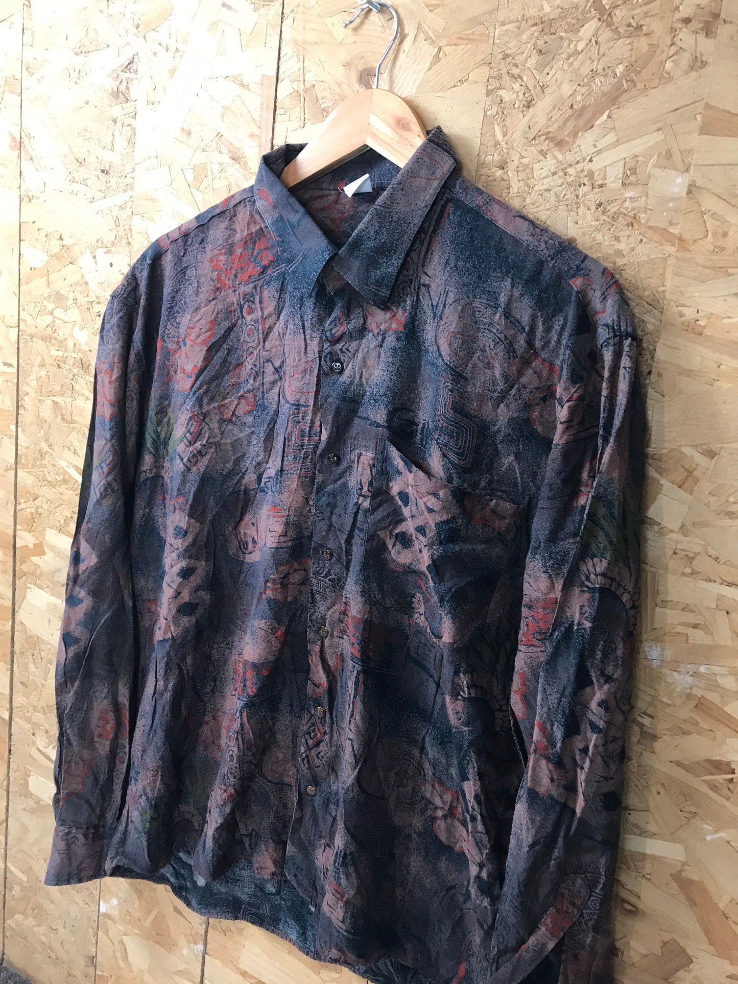 Vintage 90s brown red green grungy abstract print long sleeve ugly rayon shirt oversized large