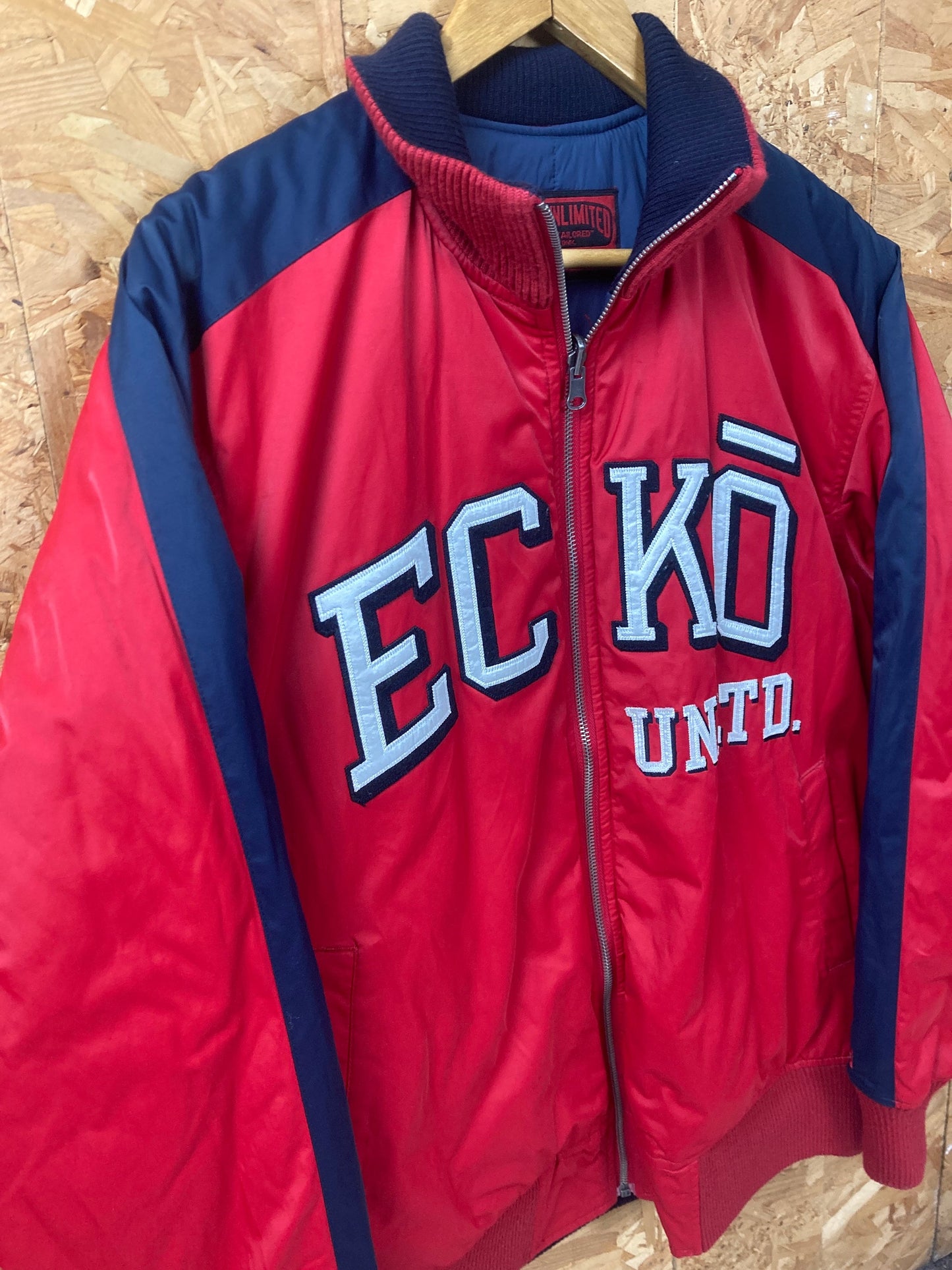 Vintage Ecko Unltd red black spell out heavy duty bomber style zip jacket size XL