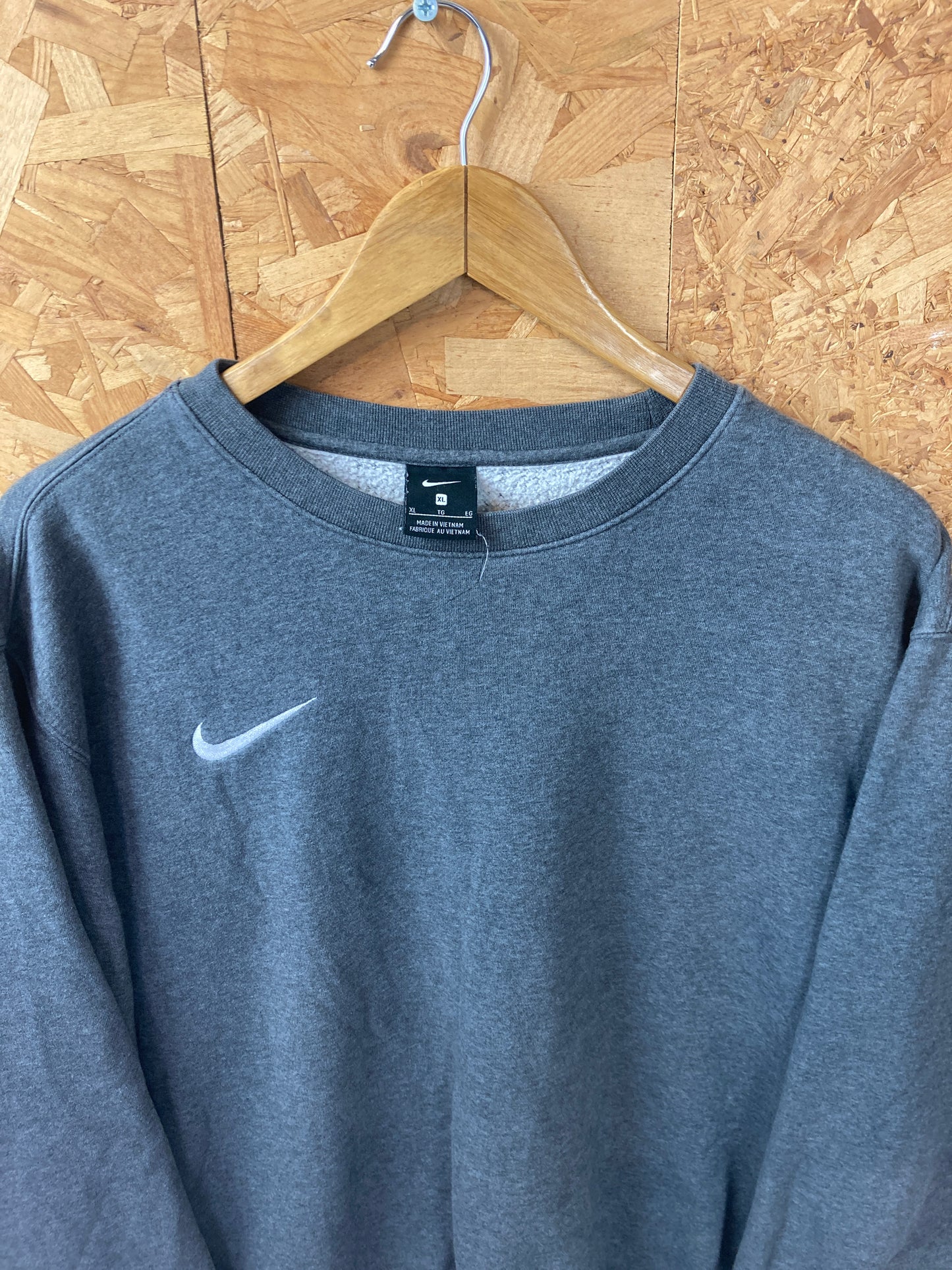 Vintage Y2K Nike grey minimal white swoosh crew neck sweater size XL oversized