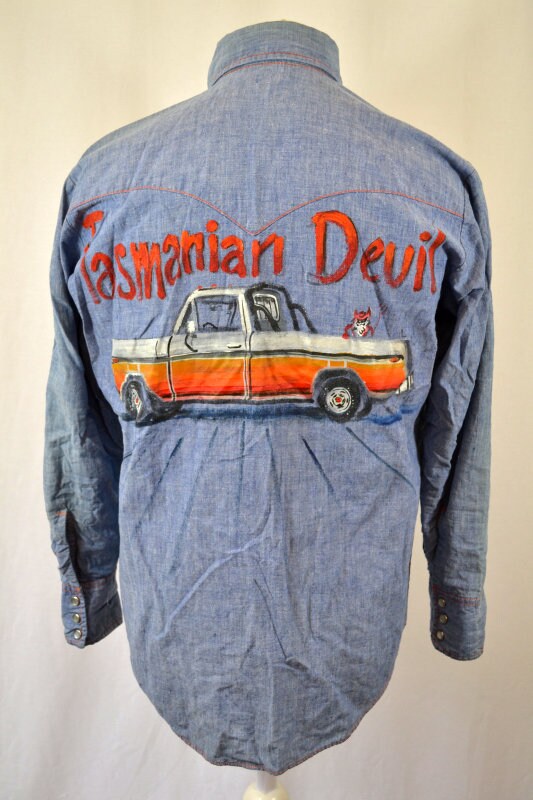 Vintage 80s Western Tasmanian Devil Hand Painted Folk Art pickup truck Shirt Size Medium