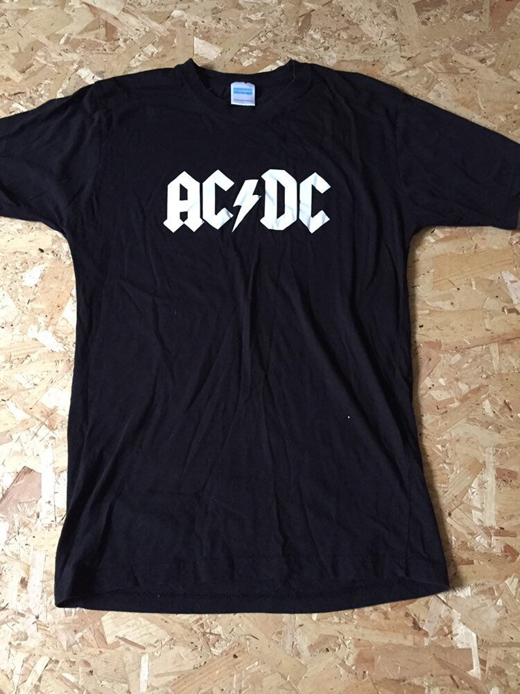 Vintage 00s AC/DC rock band plain black front logo t-shirt size small