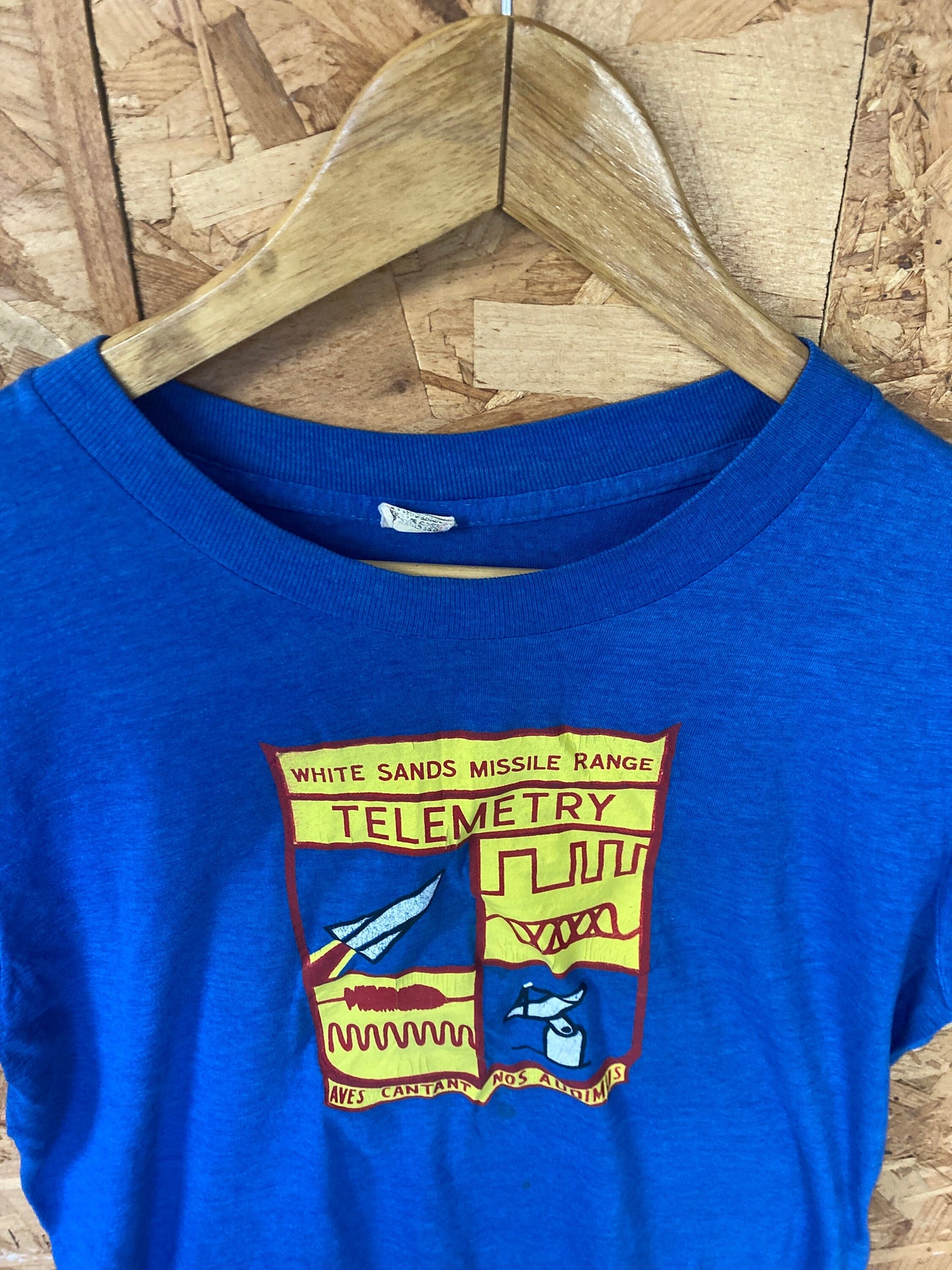 Vintage 70s USAF White Sands Missile Range Telemetry distressed quirky USA souvenir blue t shirt size small