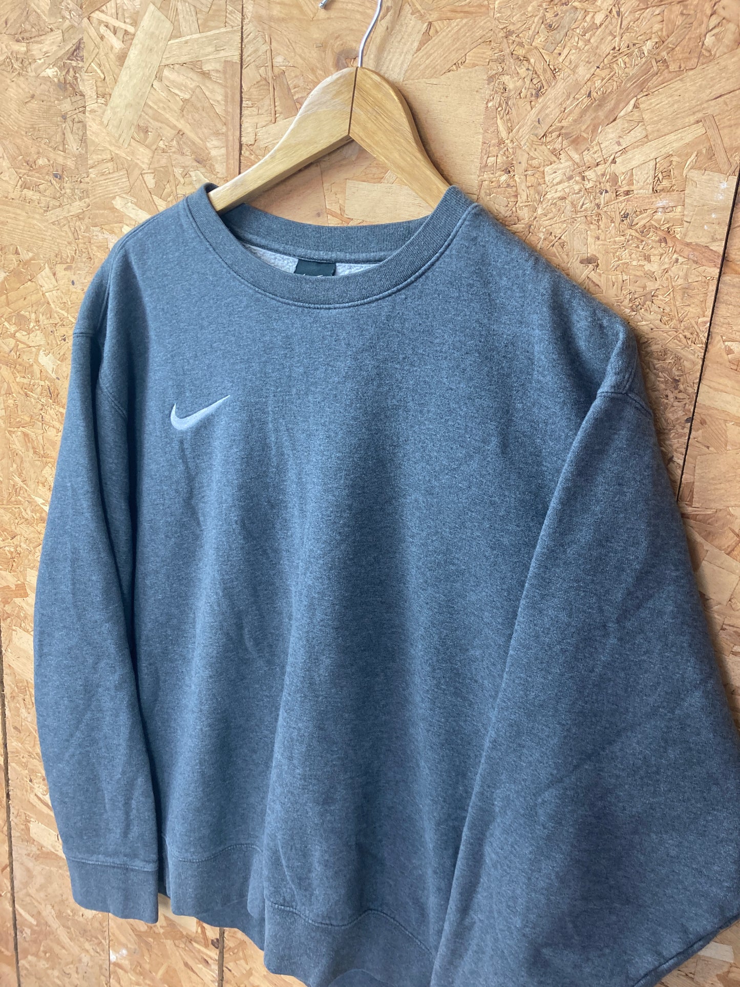 Vintage Y2K Nike grey minimal white swoosh crew neck sweater size XL oversized