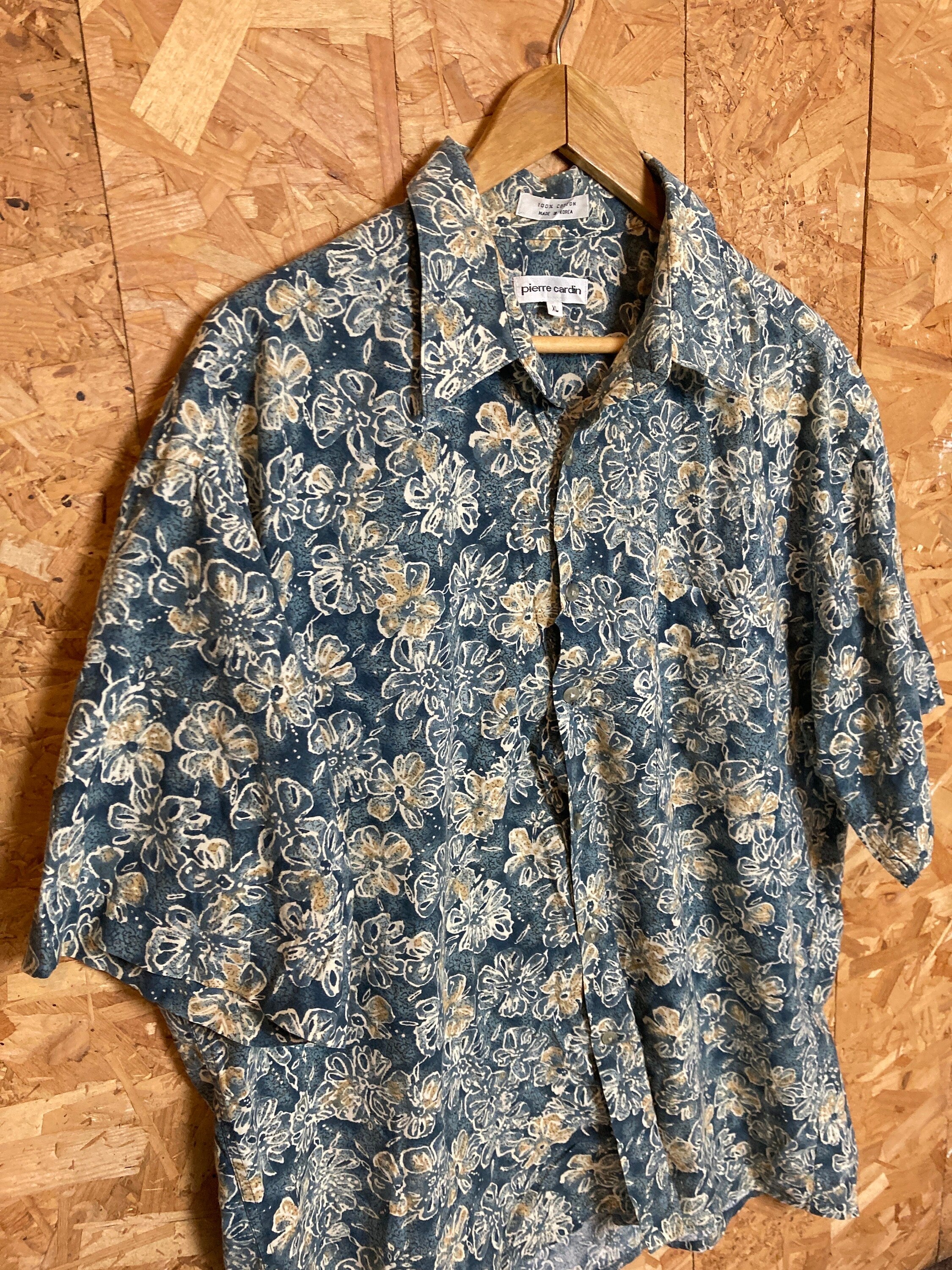 Vintage Y2K Pierre Cardin blue beige floral print hawaiian shirt sleeve shirt size XL