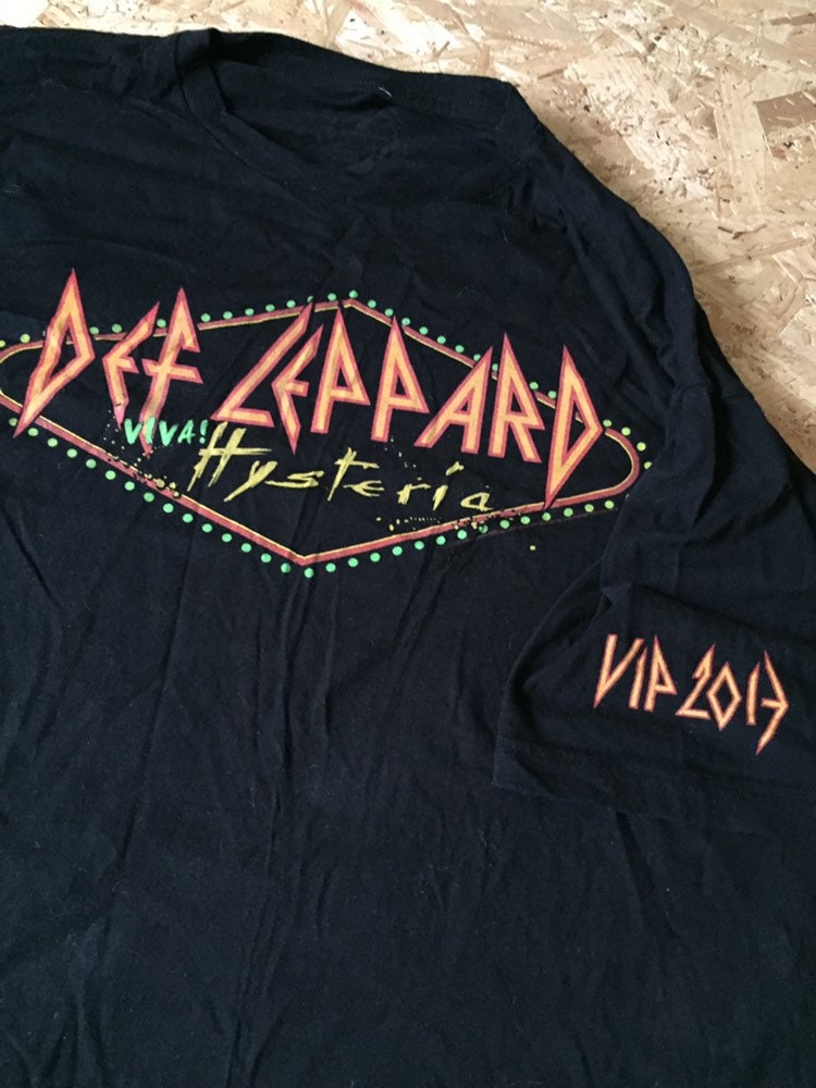 Vintage 00s Def Leppard Viva hysteria tour VIP t-shirt oversized size XXL