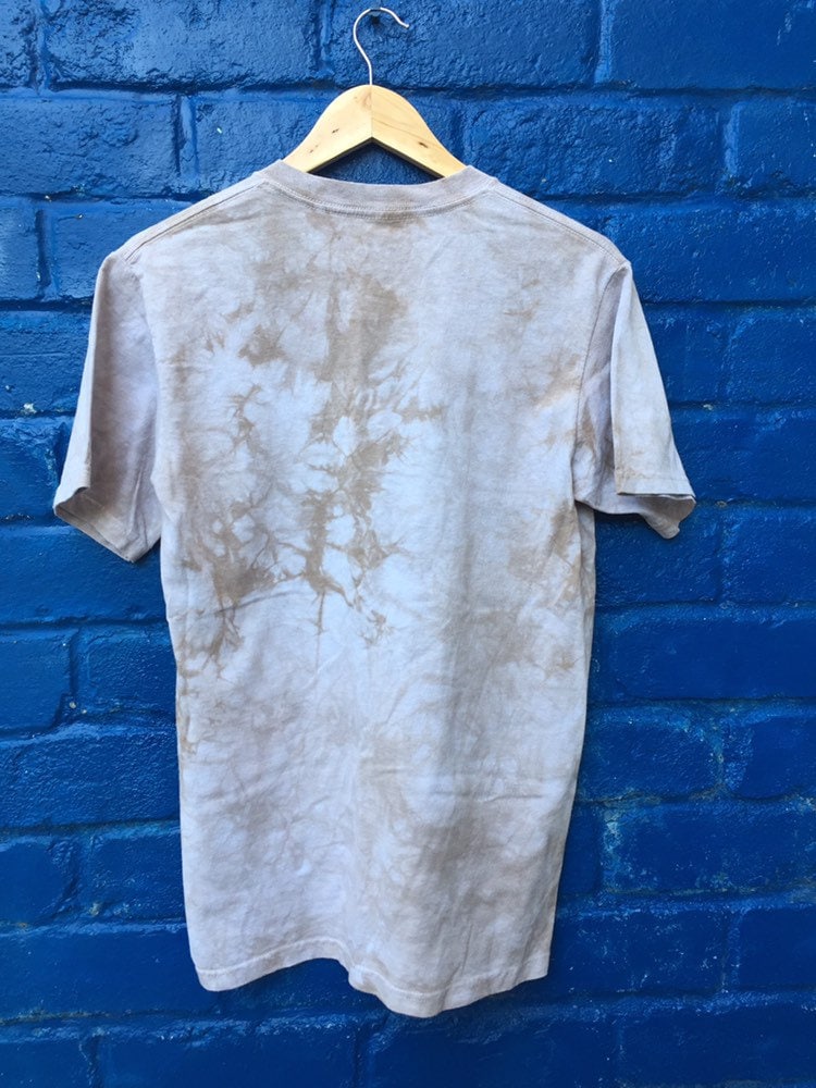 Vintage beige nature animal scene polar bear tie dye t-shirt by The Mountain size small