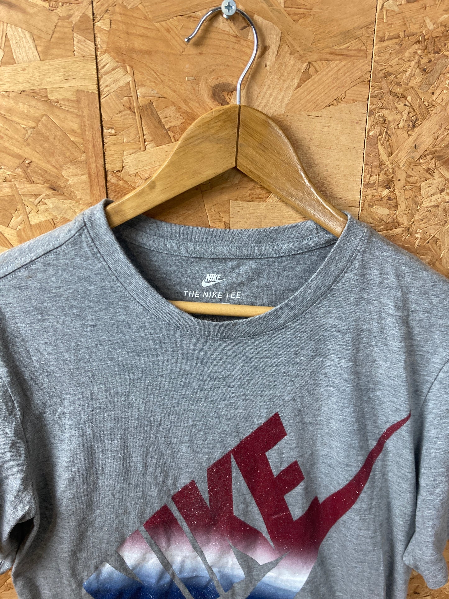 Vintage Y2K grey red blue Nike glitter swoosh t-shirt size small