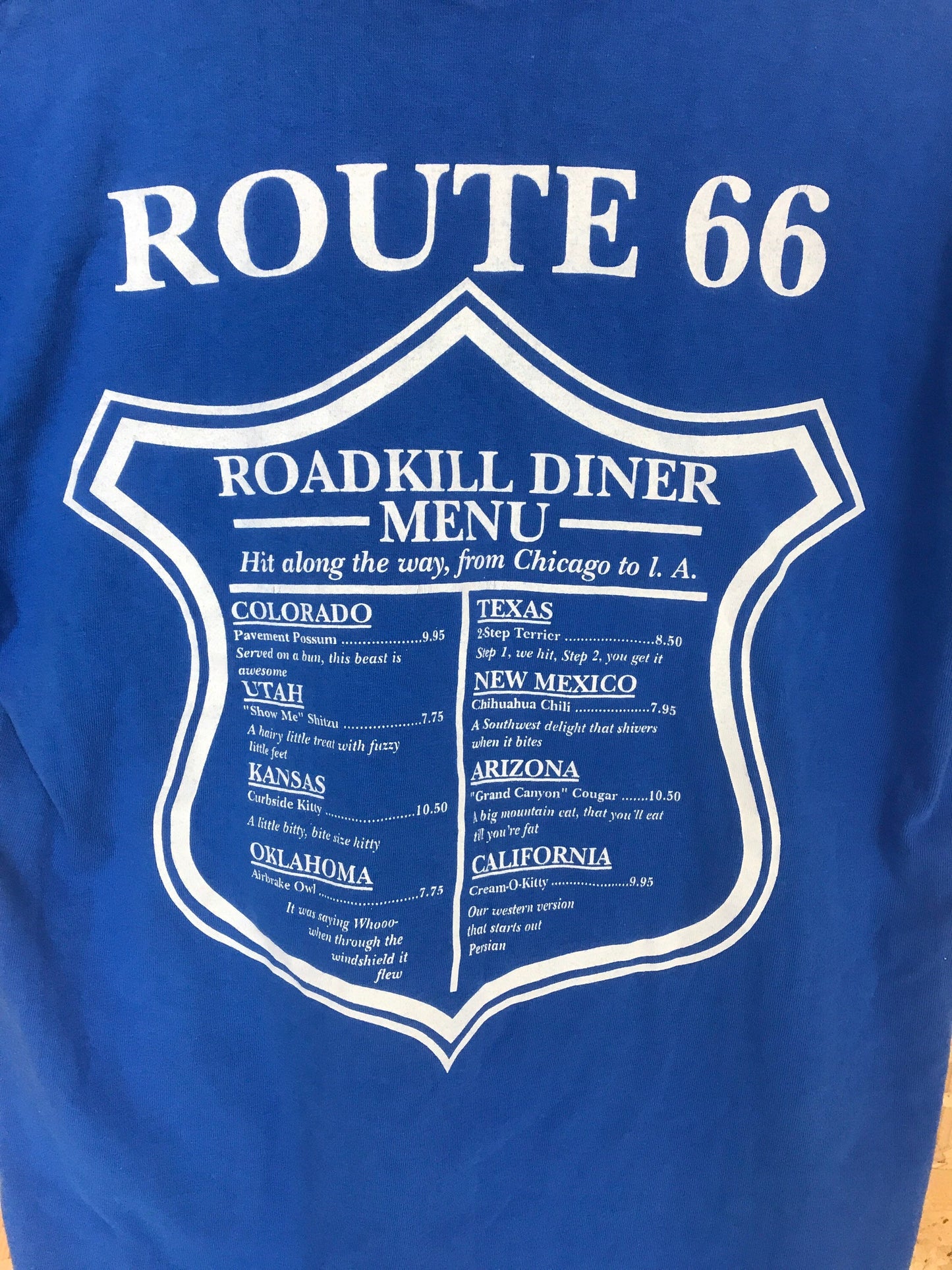 Vintage 80s Roadkill 66 Diner  blue t-shirt size medium