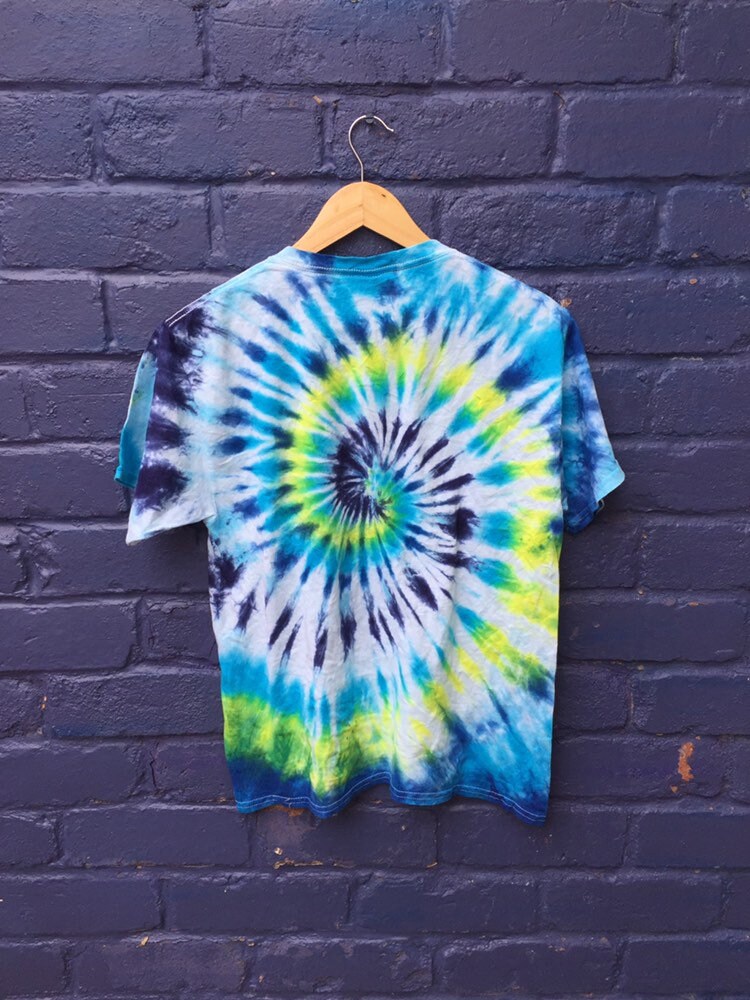 Vintage 80s tie dye blue green swirling pattern USA school trippy psychedelic rave wavy t-shirt size medium