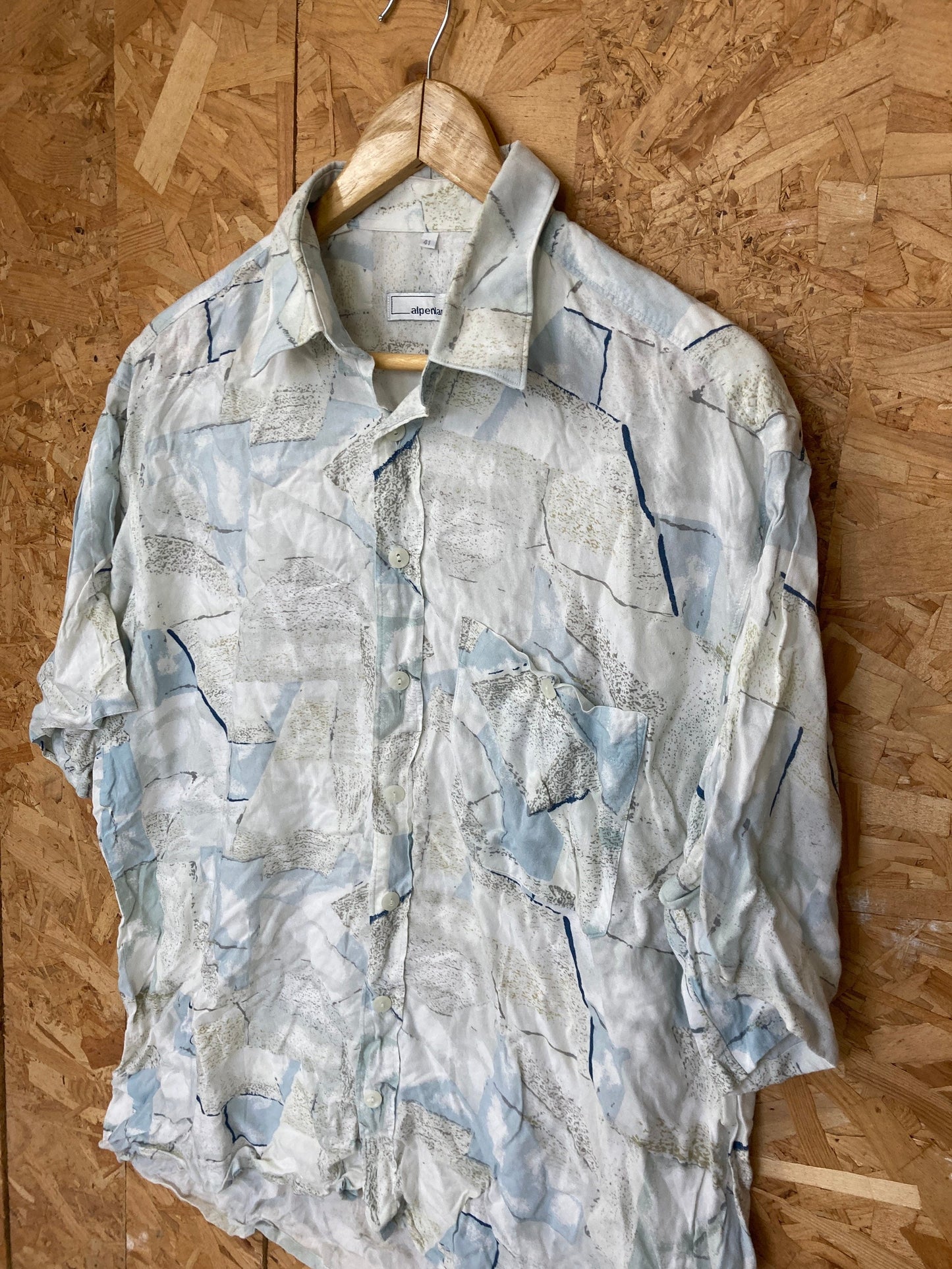 Vintage 90s white light blue geometric abstract Pastel Watercolour Print Shirt size  XL