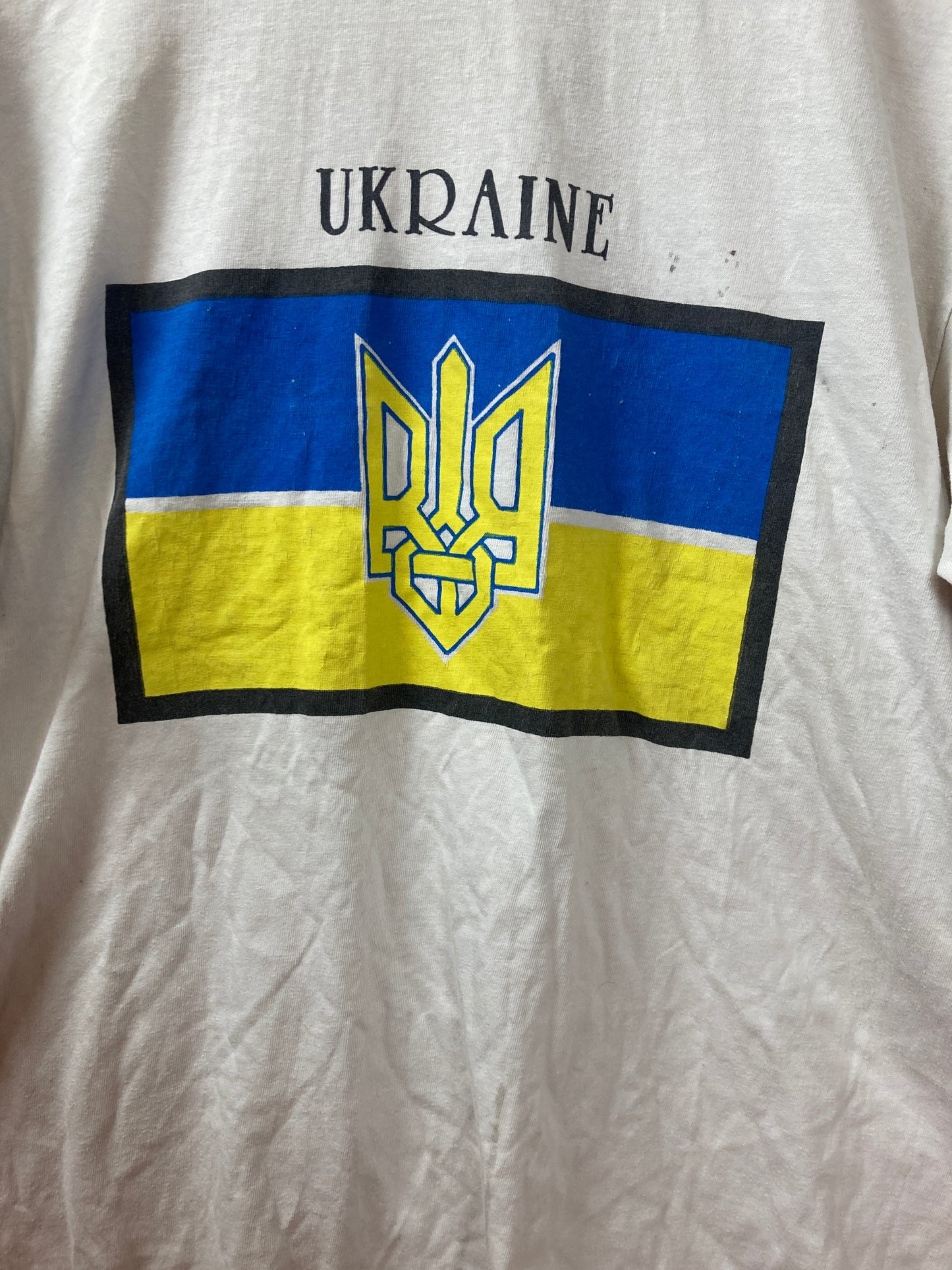 Vintage 90s Ukraine flag single stitch white souvenir t-shirt size large