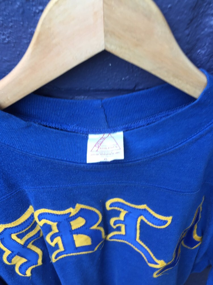 Vintage 90s FBLA embroidered letters USA souvenir American football yellow blue t-shirt size XL