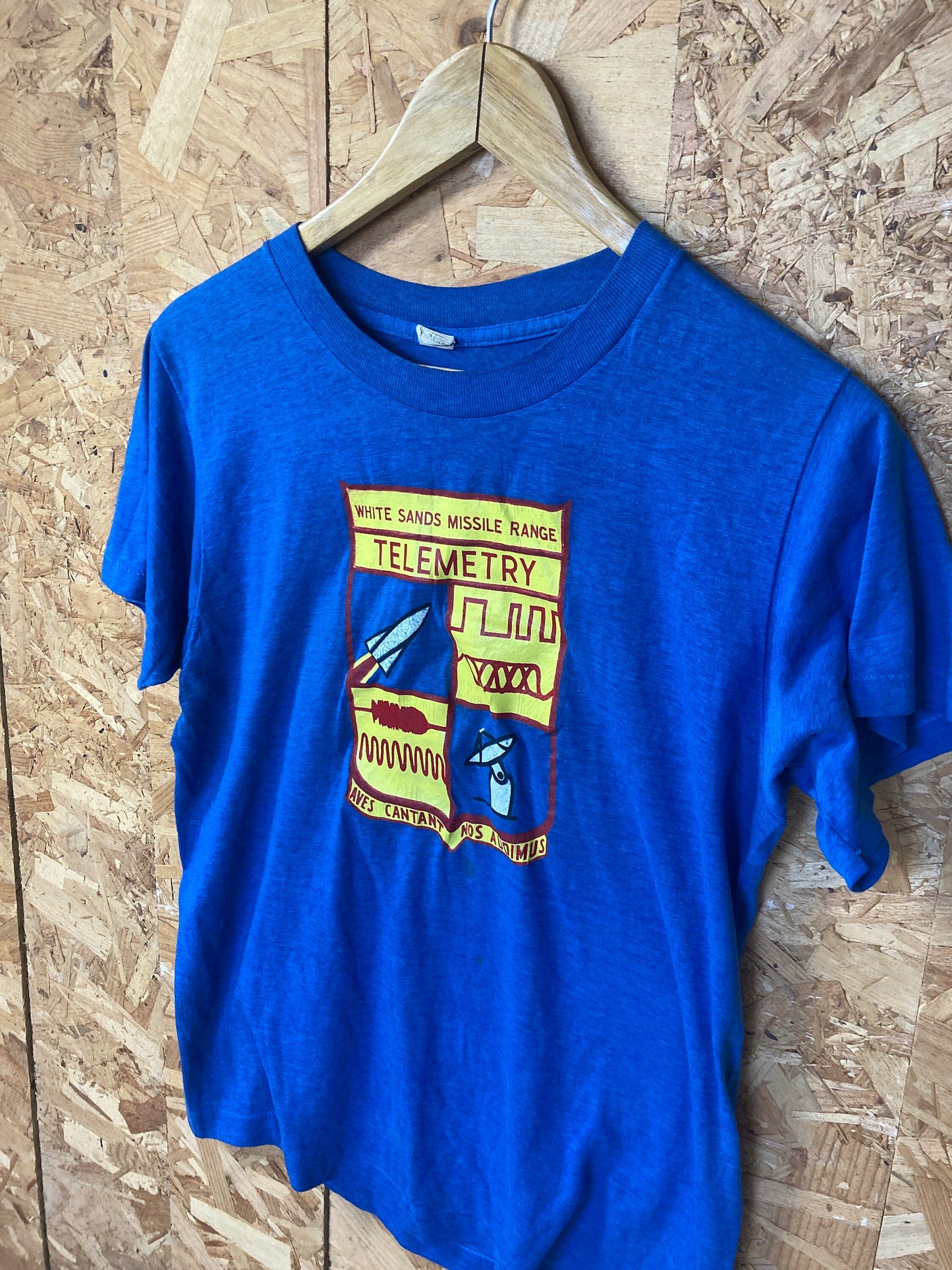 Vintage 70s USAF White Sands Missile Range Telemetry distressed quirky USA souvenir blue t shirt size small