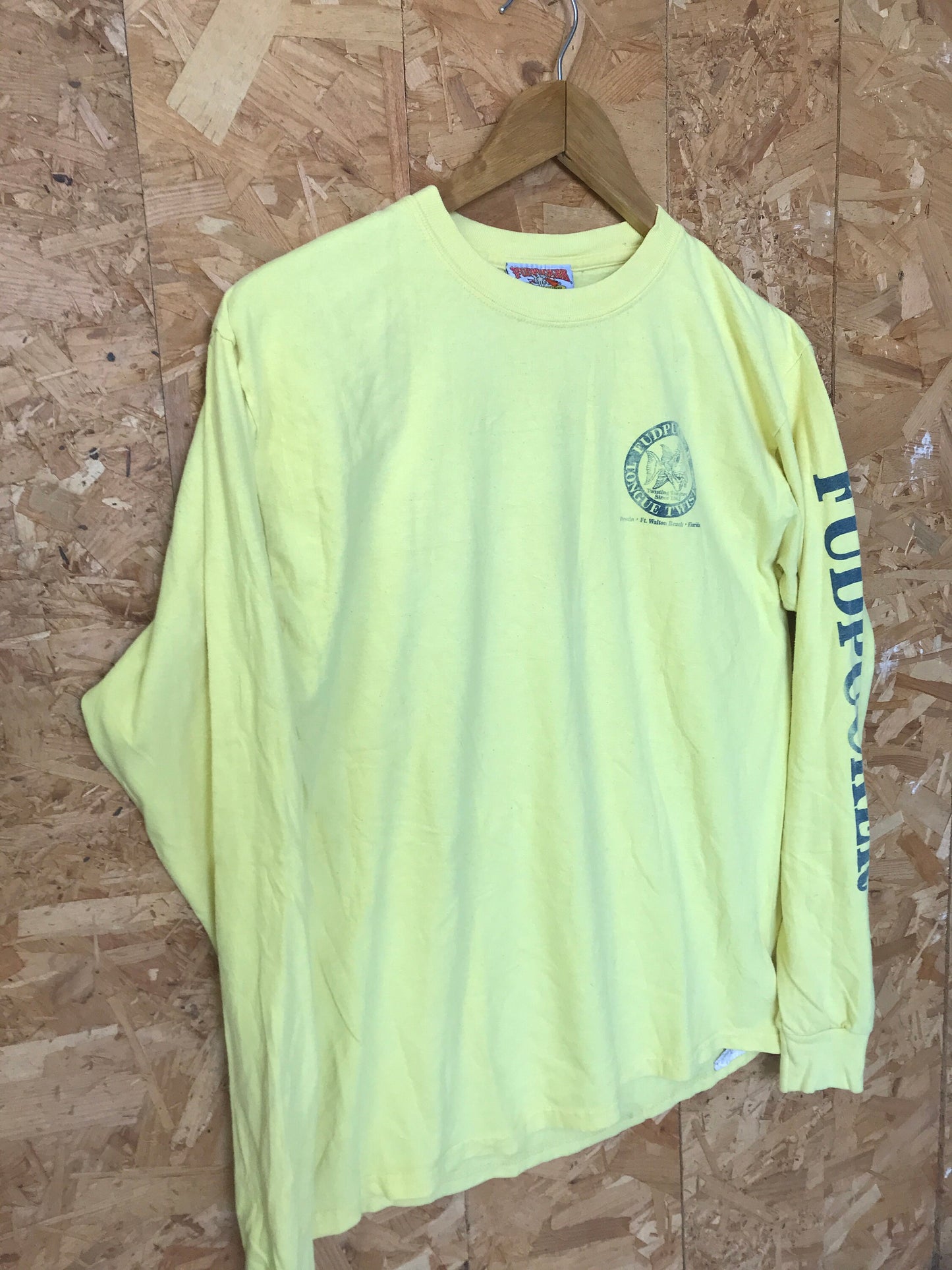 Vintage 90s long sleeve pastel yellow Fudpucker quirky USA  t-shirt size large