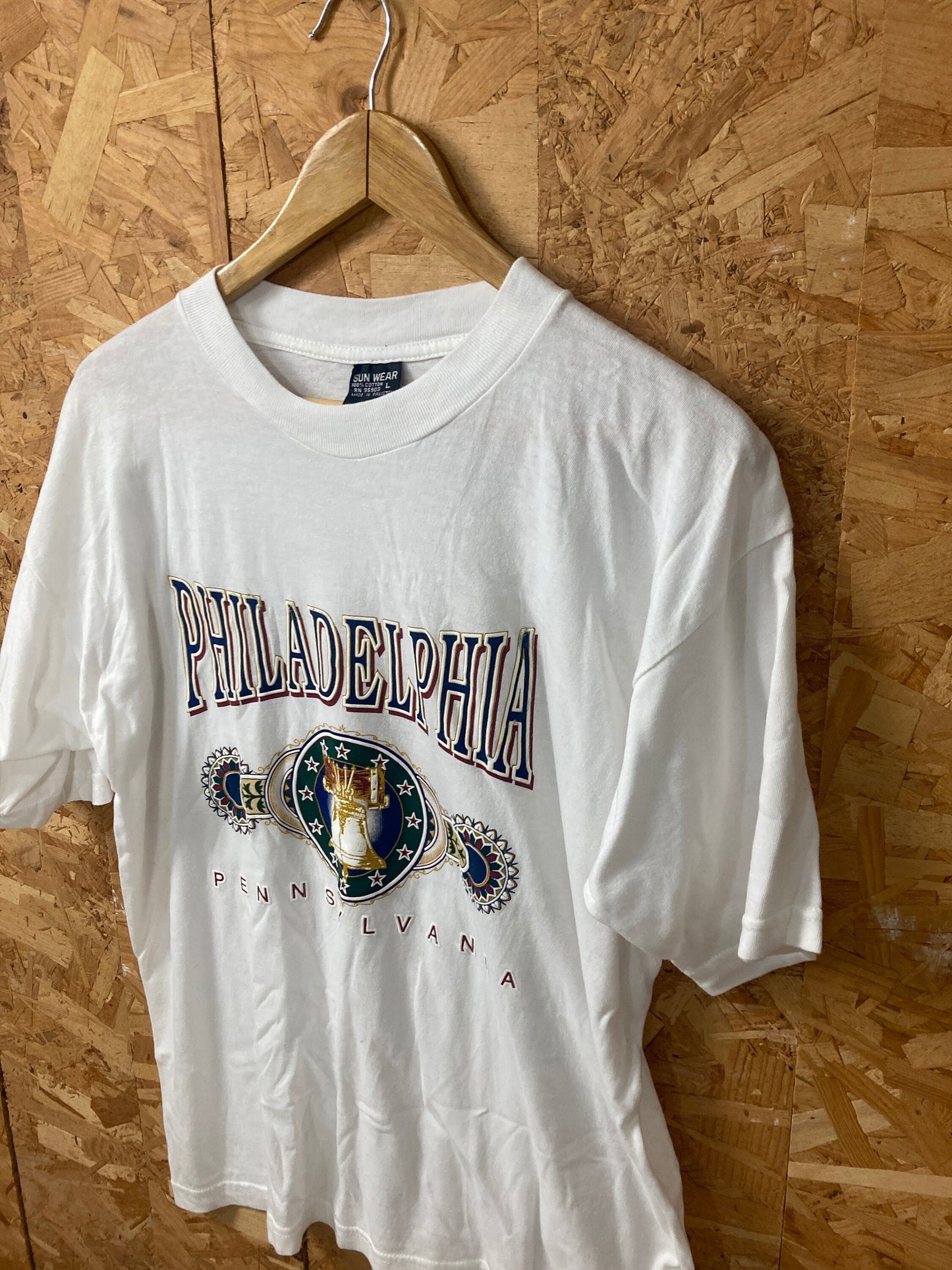 Vintage 90s Philadelphia Pennsylvania spell out USA souvenir white t-shirt size large