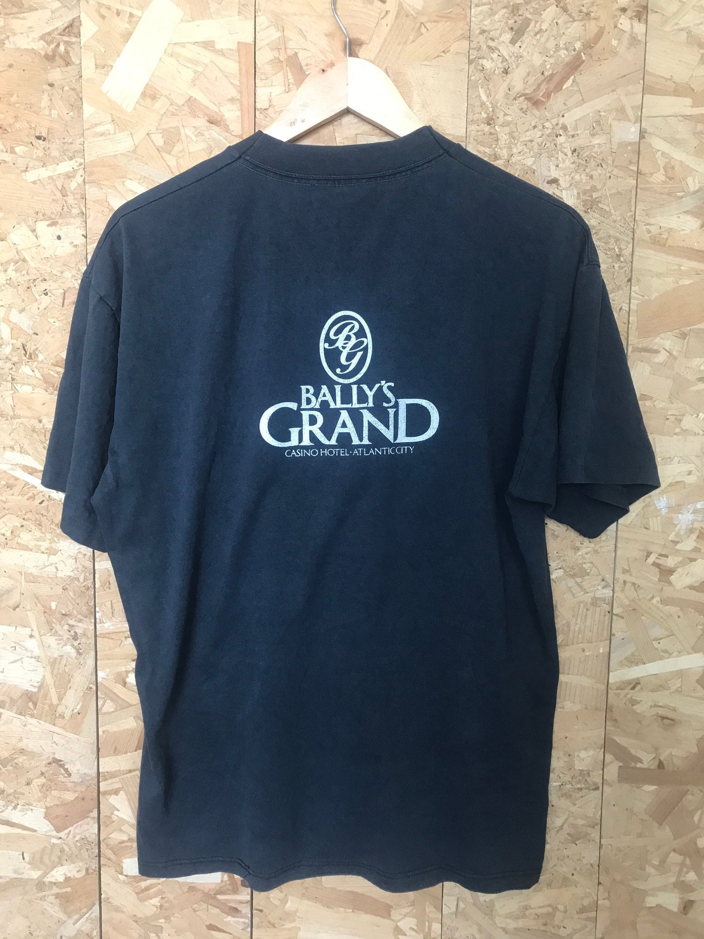 Vintage 90s Ballys Grand Atlantic City MVP casino winners black USA souvenir t-shirt size large