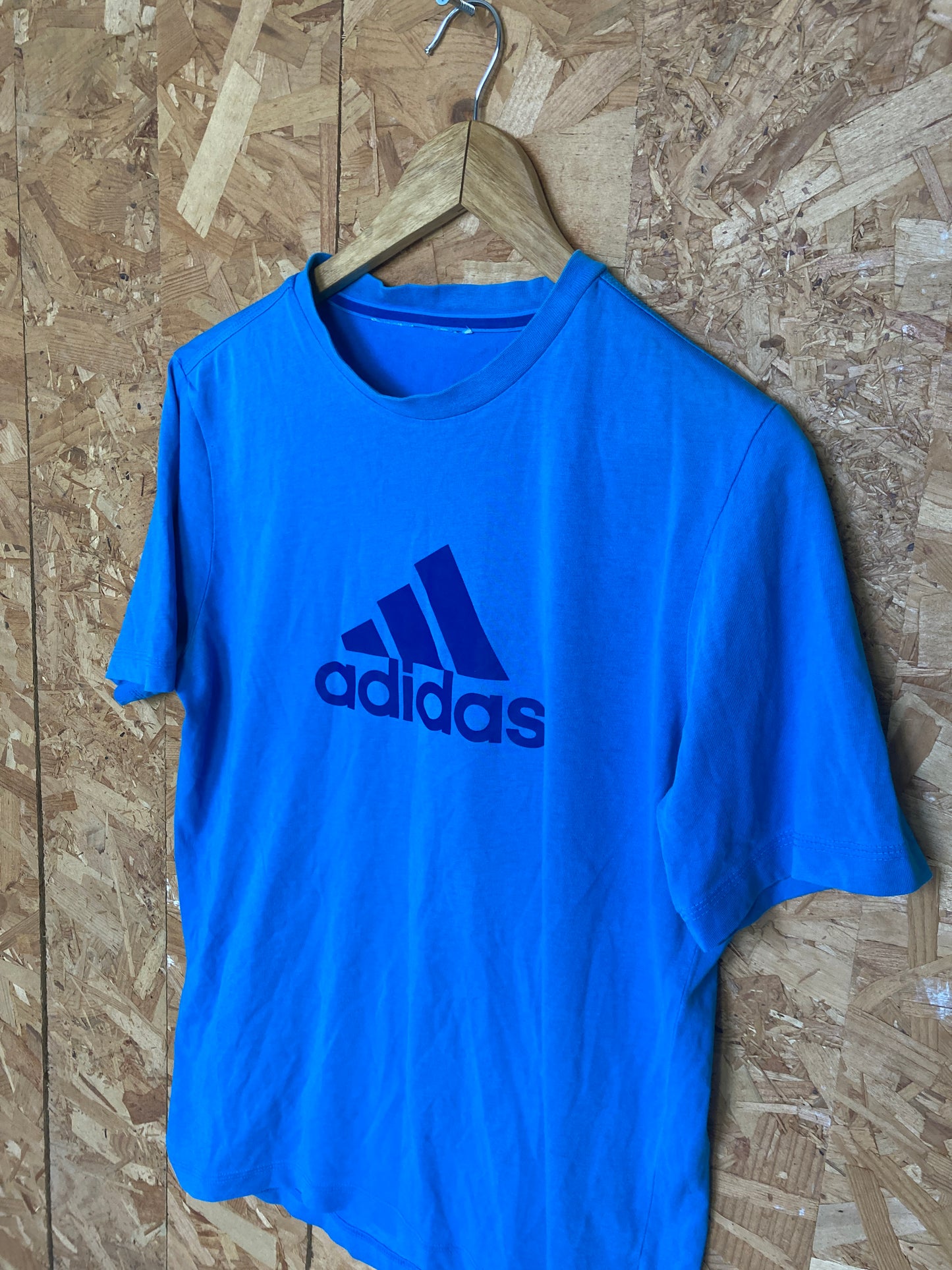 Vintage Y2K Adidas electric blue spell out logo t-shirt size medium