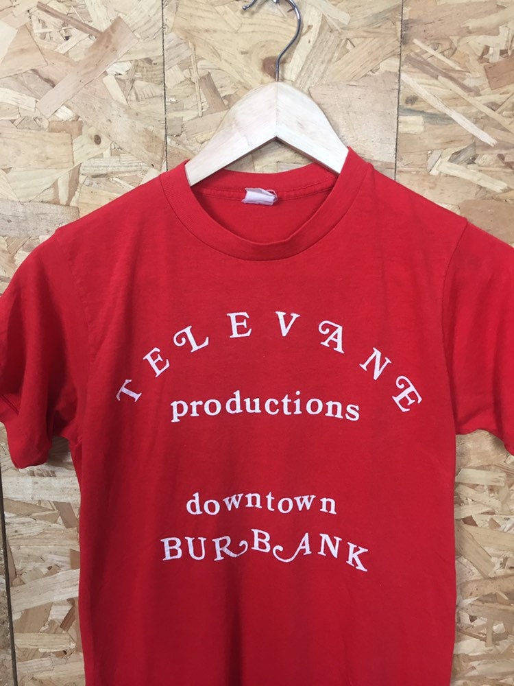 Vintage 80s red Televane Productions downtown Burbank TV crew USA souvenir t shirt size small