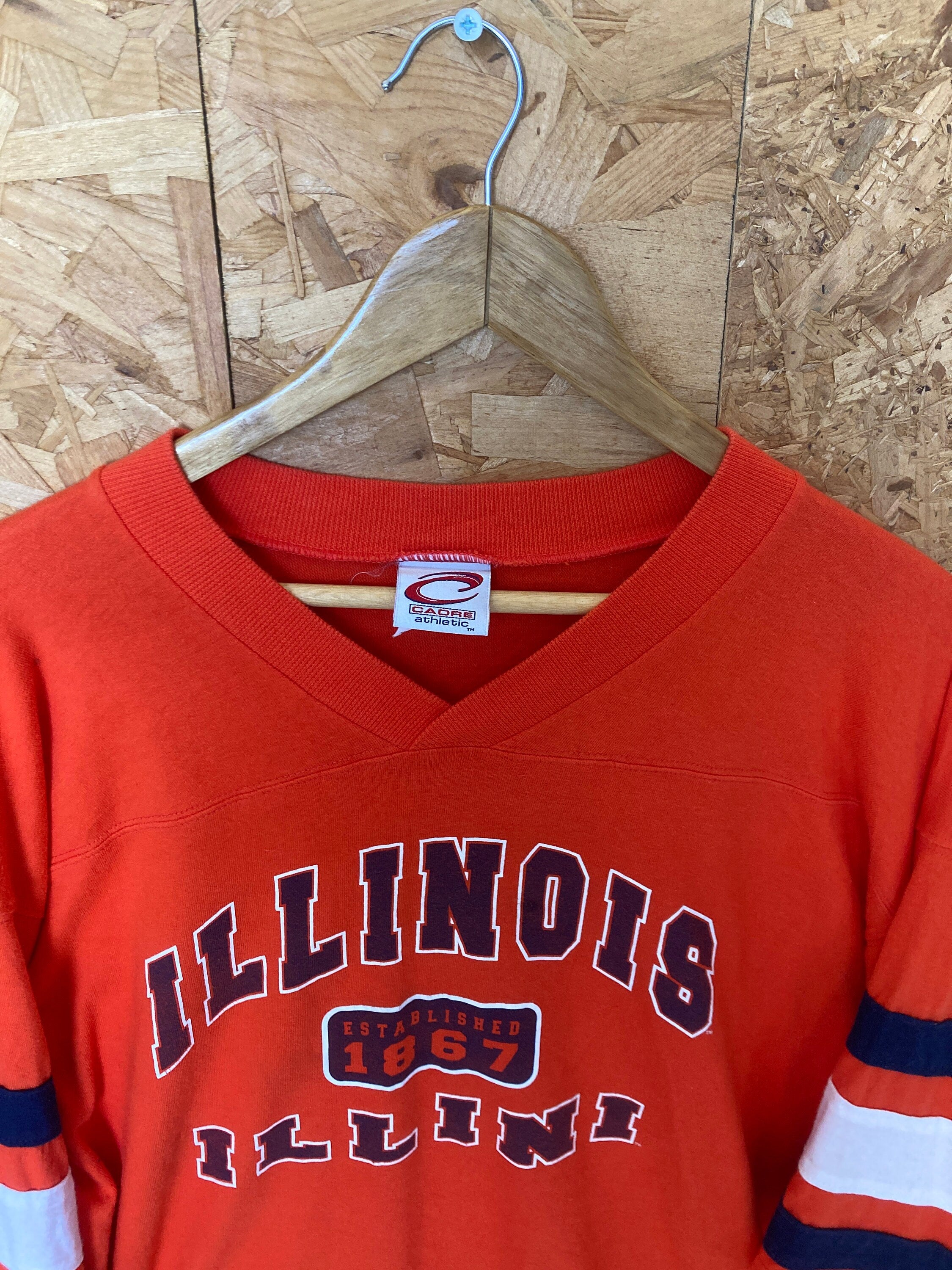 Vintage 90s orange Chicago Illinois Illini USA orange baseball varsity v-neck t-shirt size XL