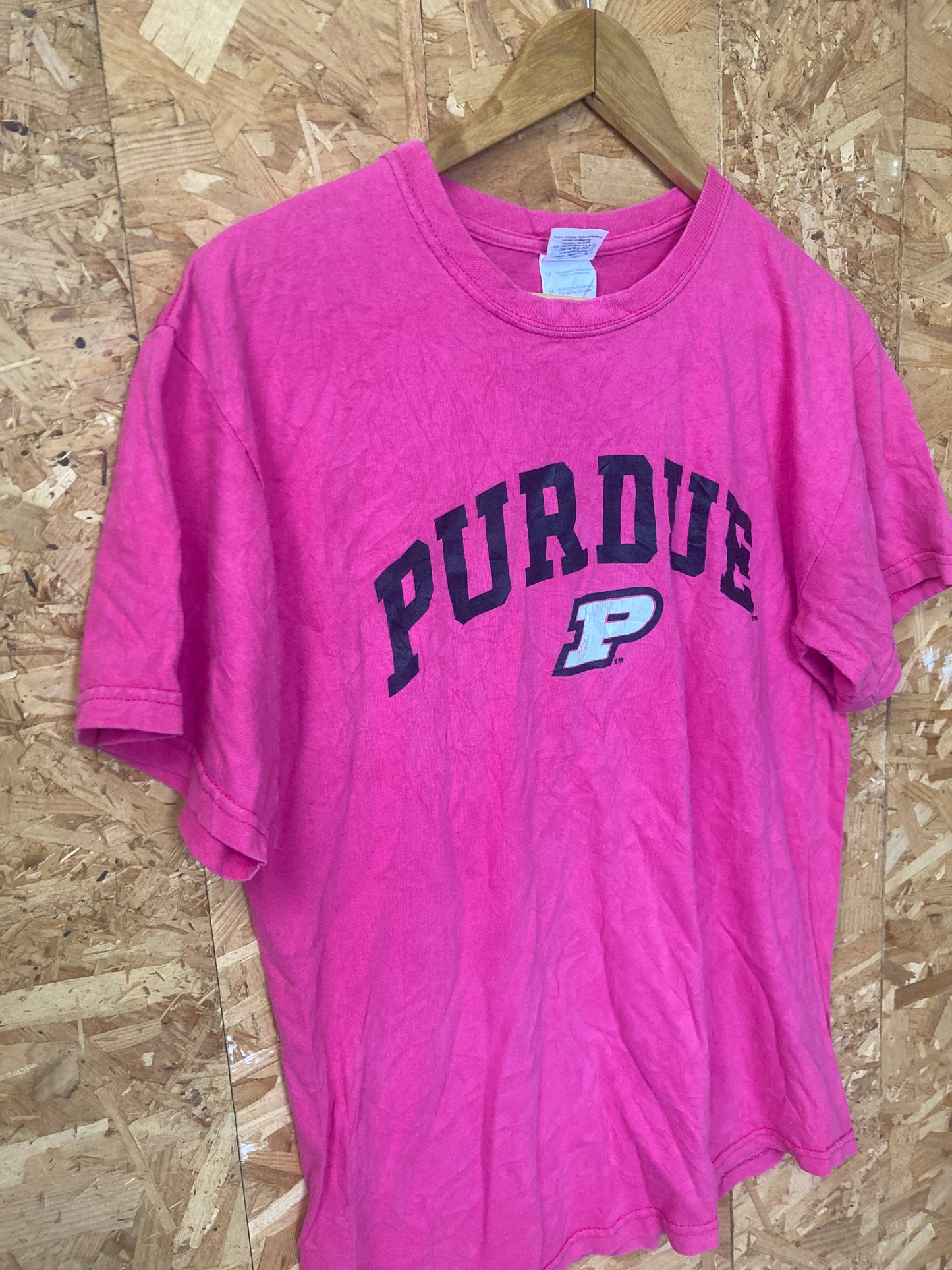 Vintage 90s Purdue Boilermakers USA College Souvenir pinkT-shirt size M