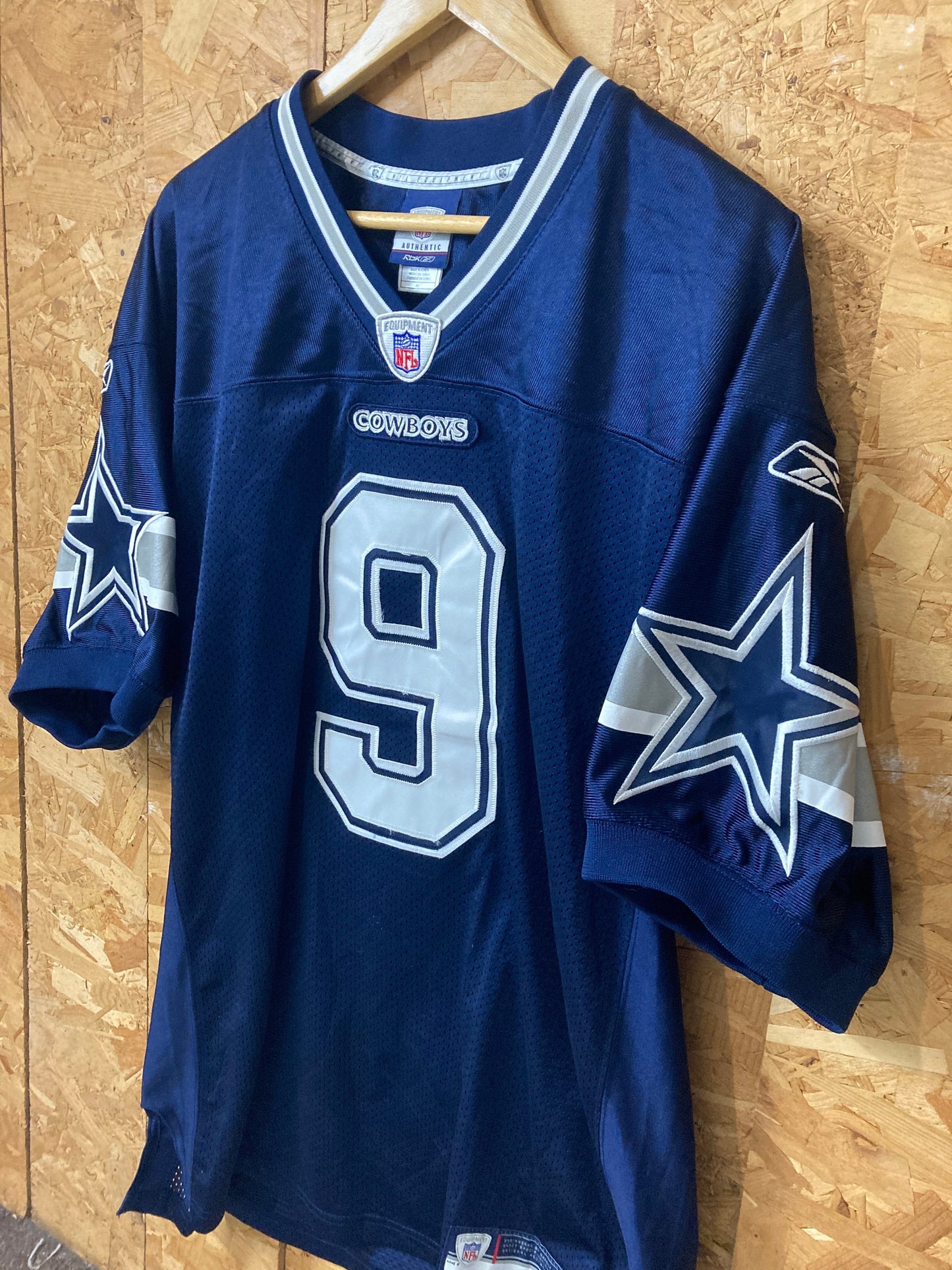 Vintage USA NFL Dallas Cowboys Tony Romo football player jersey by Reebok nfl players size 48 large