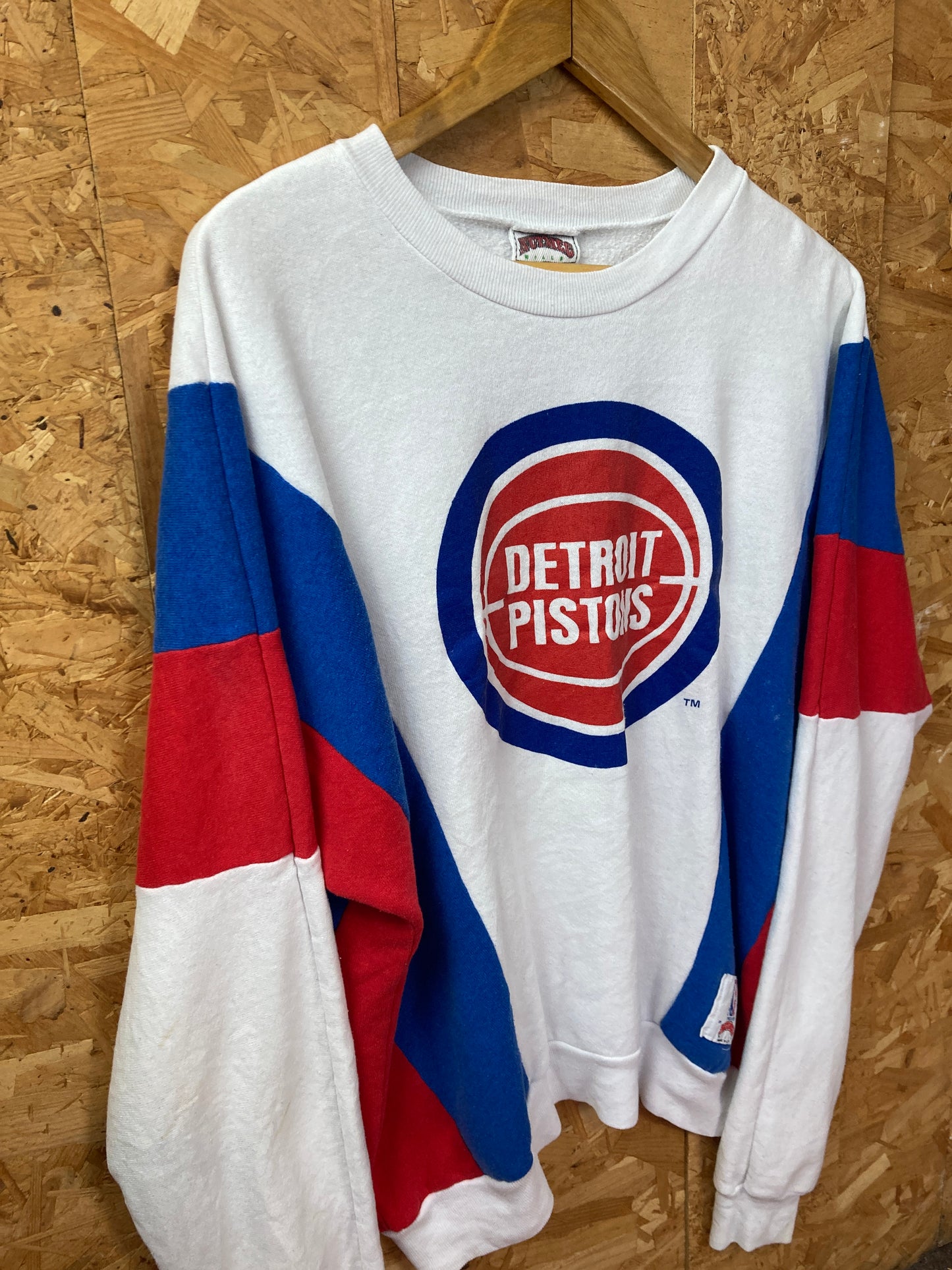 Vintage 80s Detroit Pistons red blue white crew neck sweater size large