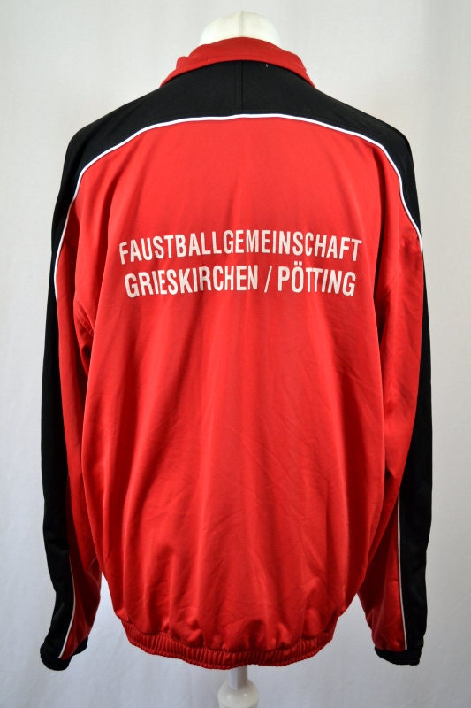 Vintage 90s red black number 8 German football team track top size XL by Puma