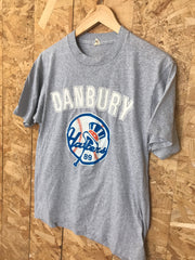 Vintage 90s USA college Danbury Football souvenir grey sports PE t-shirt  size medium