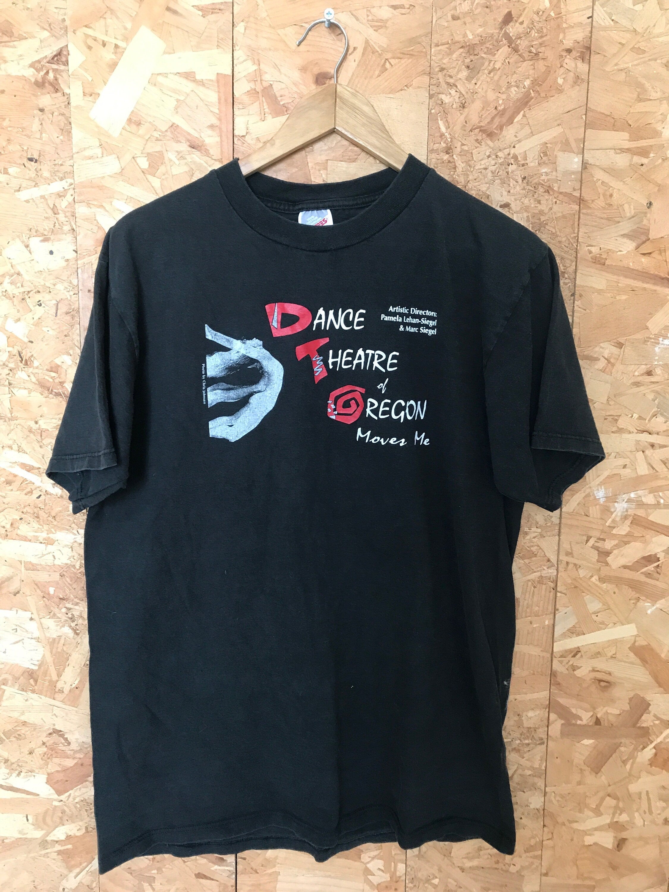 Vintage 90s Dance Theatre Oregon moves me USA black souvenir theatre production t-shirt size large by Jerzees