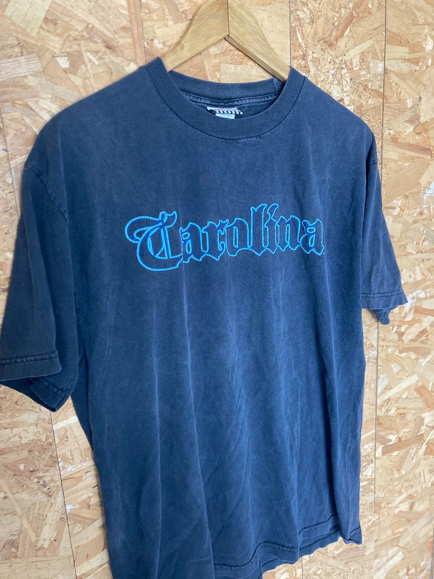 Vintage 90s Carolina team apparel by footlocker faded black t shirt size large