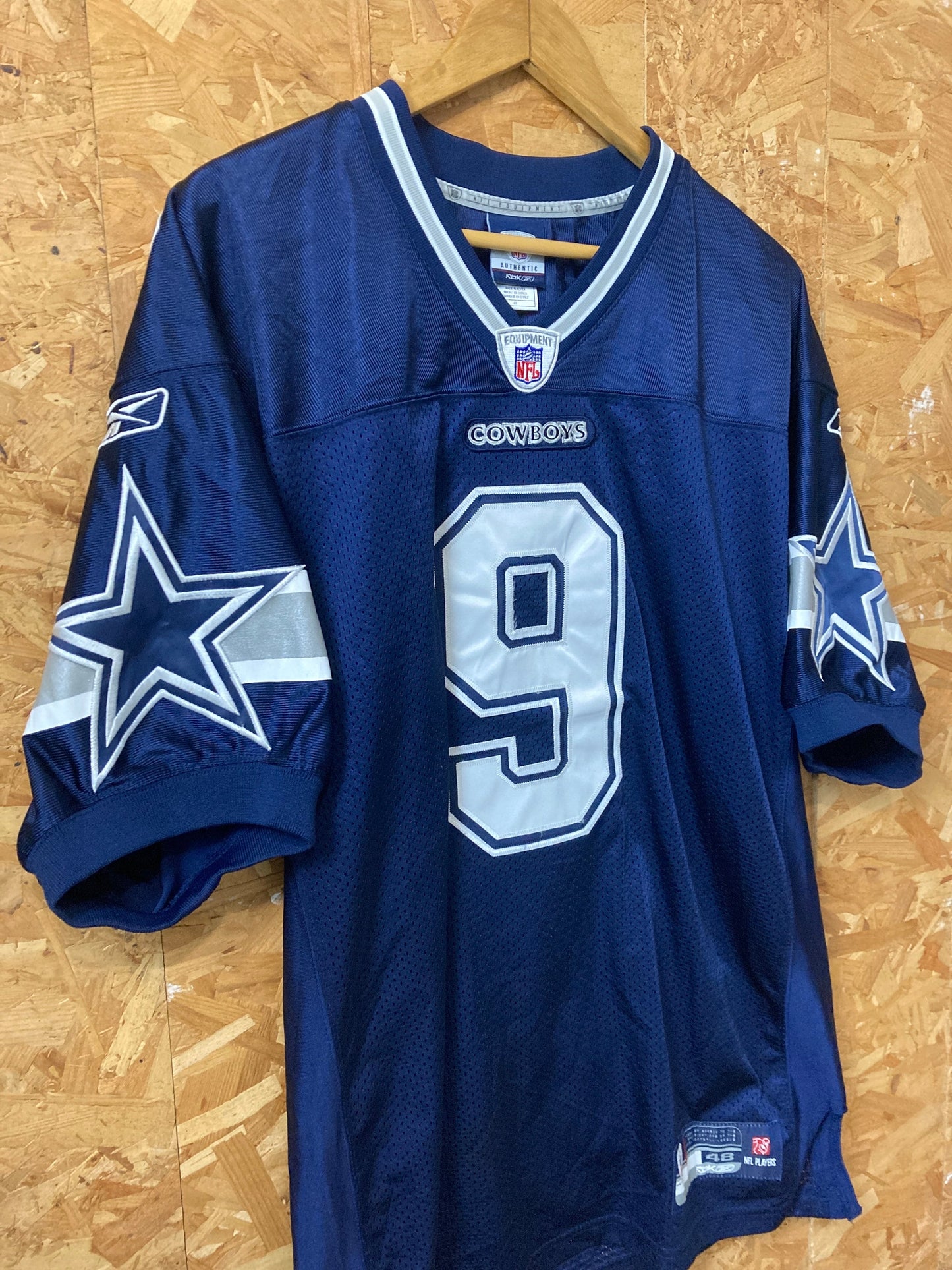 Vintage USA NFL Dallas Cowboys Tony Romo football player jersey by Reebok nfl players size 48 large