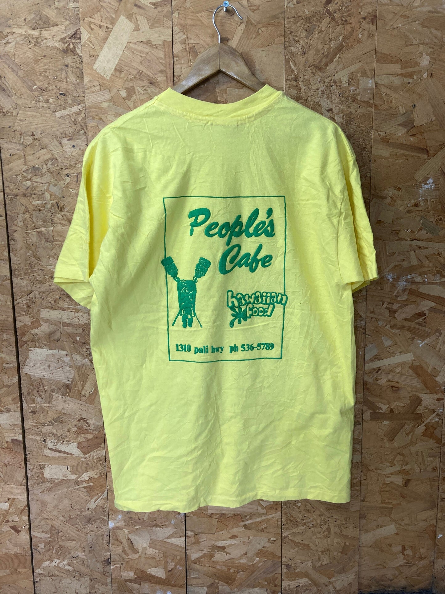 Vintage 90s yellow green Peoples Cafe Hawaii USA Quirky souvenir roadside cafe t-shirt size XL